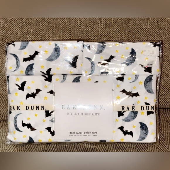 NWT Rae Dunn Fall/Halloween White Sheet Set with Moons and Black Bats FULL SIZE - Picture 1 of 1